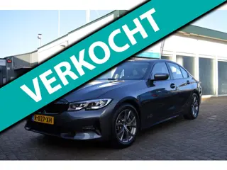 BMW 3-serie 330i High Executive Sport TREKHAAK 258pk.1 eigenaar in NL