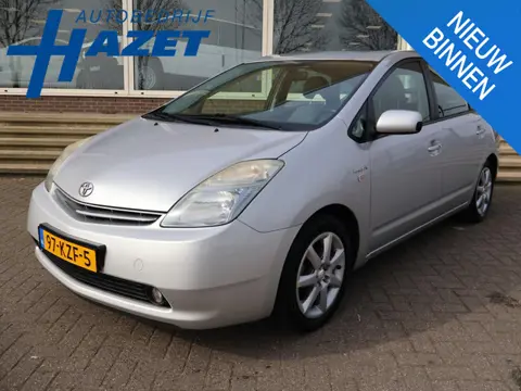 Toyota Prius 1.5 VVT-i HYBRID AUT. + KEYLESS | CLIMATE CONTROL