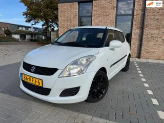 Suzuki Swift 1.2 Comfort | Automaat | NAP | Stoelverwarming | Airco