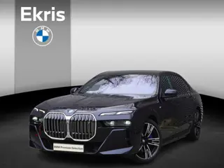 BMW i7 xDrive60 M Sportpakket | Glazen panoramadak Sky Lounge | Driving Assistant Professional | Par