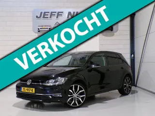 Volkswagen Golf 1.0 TSI Comfortline Apple-carplay Stoelverwarming Achteruitrijcamera 19"Velgen Parke