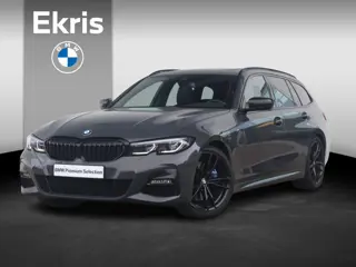 BMW 3-serie Touring 330i High Executive M-Sport/ Comfort Access/ Trekhaak/ Achteruitrijcamera/ Panor