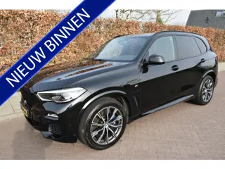 BMW X5 xDrive45e High Ex. M-PAKKET 395PK PANO, TREKH., ACC NIEUWSTAAT!