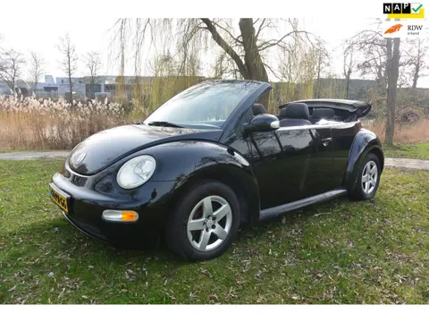Volkswagen New Beetle Cabriolet 2.0*airco*cruise*dak handmatig