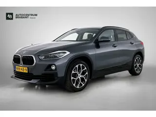 BMW X2 SDrive18i Executive Edition (GROOT-NAVIGATIE, STOELVERWARMING, CAMERA, PDC, DEALER ONDERHOUDE