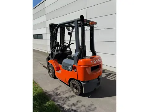 Toyota 7FDF18 (bj 2004)