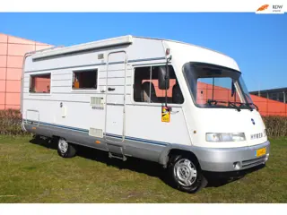Hymer B644 2.5 Tdi , Airco (motorairco) Frans bed.
