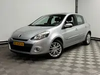 Renault Clio 1.6 Dynamique 5-drs Automaat Pano Navi