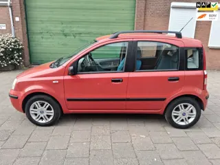 Fiat Panda 1.2 Emotion Automaat GOED ONDERHOUDEN NAP APK 1 JAAR !!!