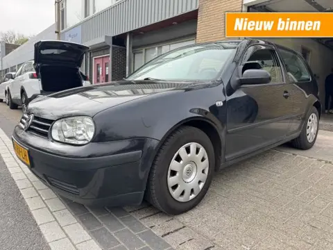 VOLKSWAGEN GOLF 1.6-16V 3DRS AIRCO NETTE AUTO DISTR. VERV. NAP APK 1-2027