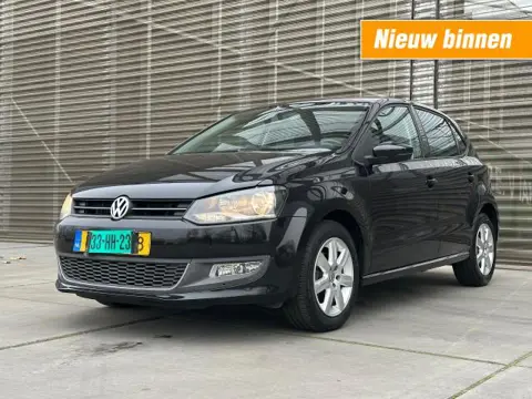 VOLKSWAGEN POLO 1.2 TSI HIGHLINE AIRCO/LM VELGEN !! APK 29-4-2027 !!