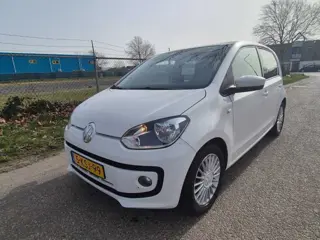 VOLKSWAGEN UP vw high up