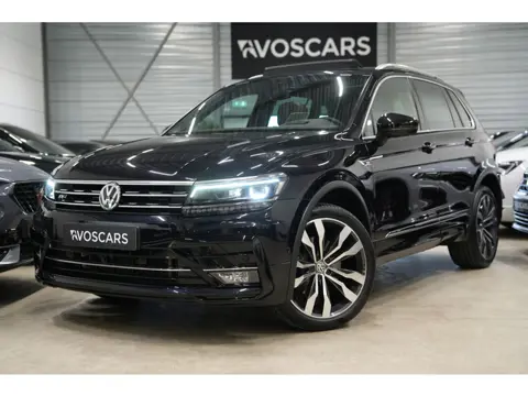 Volkswagen Tiguan 2.0 TSI 4Motion 220PK R-Line * Pano - Trekhaak - Leder - 360° Cam - HUD - Keyless 