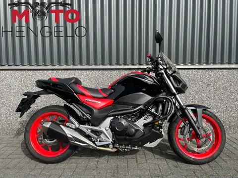 Honda NC 750 S (bj 2016)