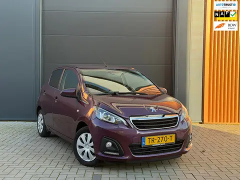Peugeot 108 1.0 e-VTi Active achteruitrijcamera, scherm, speciale kleur