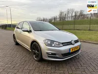 Volkswagen Golf 1.0 TSI Business Edition Connected