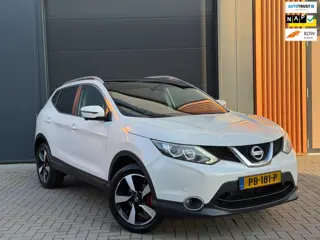 Nissan Qashqai 1.2 N-Connecta | pano, stoelverwarming, trekhaak