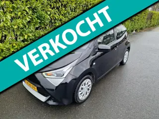 Toyota Aygo 1.0 VVT-i x-play uit 2022