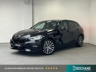 BMW 1-serie 118i Sport Introduction Edition | LEDER | CAMERA | STOELVERWARMING |