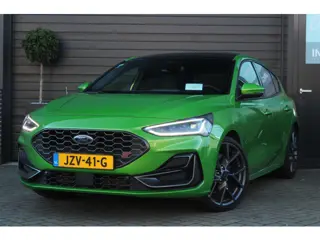 Ford Focus 2.3 EcoBoost ST-X | Panorama-dak | Winterpack | Fabrieksgarantie 02-2028 | Dealer onderho