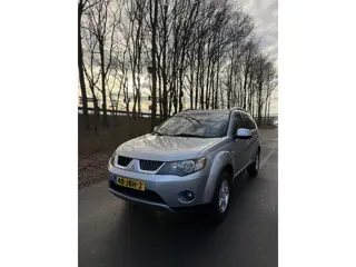 Mitsubishi Outlander 2.4 Intro Edition 2WD, Nwe APK!