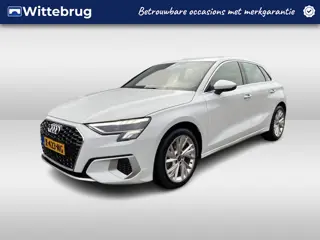Audi A3 Sportback 30 TFSI Advanced edition / Parkeerhulp achter / Navi / Cruise control