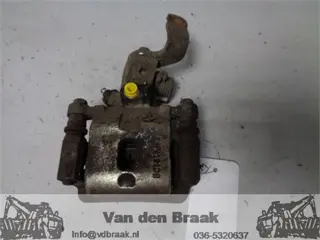 Hyundai i10 1.1 16V 2008-2013 Remklauw rechts achter