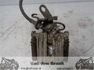 Volkswagen Golf 2008-2012 Remklauw rechts achter