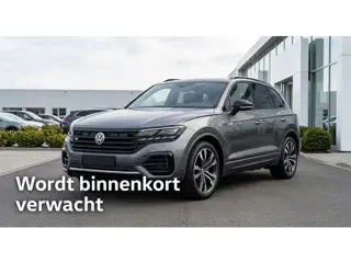 Volkswagen Touareg 4.0 V8 TDI R-Line 4Motion | Grijs Kenteken | 421PK | Pano | Dynaudio | Leder