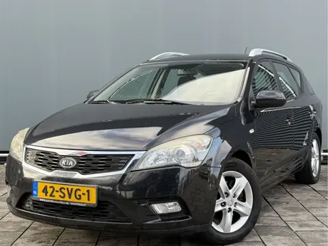 Kia cee'd Sporty Wagon BWJ 2013 | 1.4I 105PK Navigator Plus Pack | TREKHAAK | AIRCO | NAVI | CRUISE 