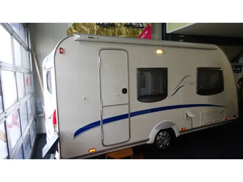 BURSTNER BELCANTO 410 TS 2007 VASTBED MIDDENZIT Voortent Zakluifel TOP