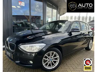 BMW 1-serie 116i Executive 136PK | AUTOMAAT | Nette Staat! | Stoelverwarming | Bi-xenon Koplampen | 