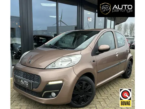 Peugeot 107 1.0 Active | Zeer Nette Staat! | 5 deurs | Airco | Premium Pack | Led dagrij verlichting