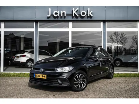 Volkswagen Polo 1.0 TSi 95 pk Life Edition | Keyless | Camera | Stoelverwarming
