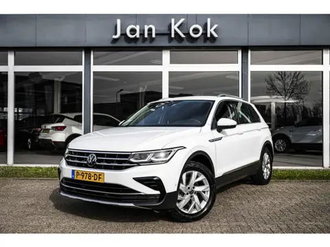 Volkswagen Tiguan 1.5 TSi 150pk DSG-7 Elegance | IQ Light | Stoelverwarming | Virtual Cockpit