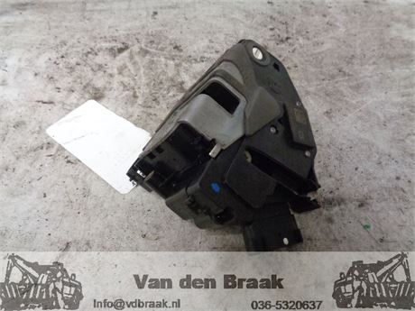 Ford Fiesta 5 drs 2008-2017 Deurslot linksachter