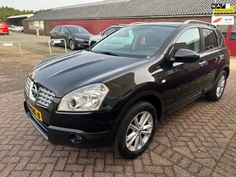 Nissan Qashqai 2.0 Acenta 4WD pano navi camera