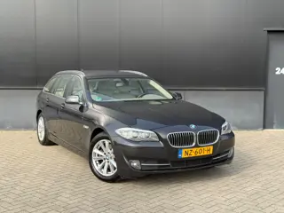BMW 5-serie Touring 520d High Executive (bj Dec-2011) AUTOMAAT|LEER|NAVI|PARK.SENSOR