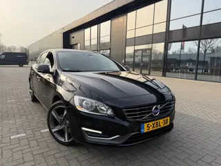 Volvo V60 2.0 D4 Summum (bj 2014) AUTOMAAT|LEER|NAVI|VOL