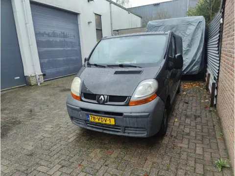 Renault Trafic 1.9 DCI BJ 2005 KOPPELING DEFECT (bj 2004)