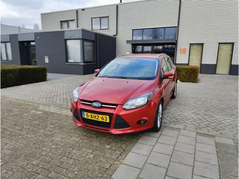 Ford FOCUS Wagon 1.6 T bJ 20111 (bj 2011)