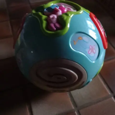 VTech, Winnie de Poeh Rol en Leer Bal