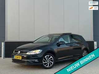 Volkswagen Golf 1.0 TSI Trendline Sound Pano Carplay ACC