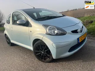 Toyota Aygo 1.0-12V + / automaat