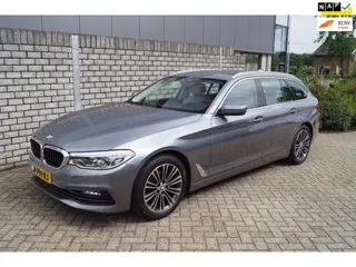 BMW 5-serie Touring 520i High Executive Sport Line Autom Leder Sportst Stoelverw Navi Camera Clima C