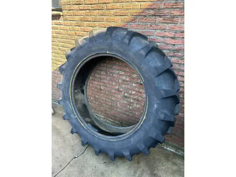 Michelin 14.9R38