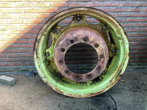 MB Trac W15Lx30 wiel MB Trac