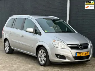 Opel Zafira 1.8 Cosmo LEER NAVI TREKHAAK PDC CRUISE-CONTROL