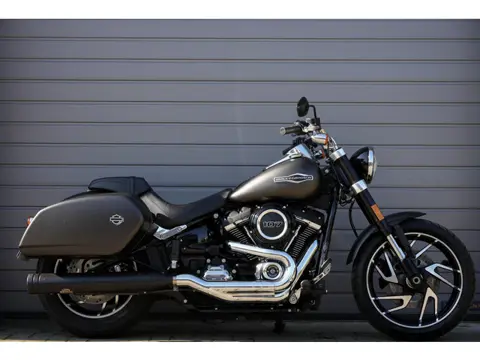 Harley Davidson 107 FLSB Sport Glide Jekyll & Hide Sportglide 5HD