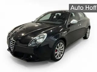 Alfa Romeo Giulietta 1.4 T Distinctive | Leer | Navi | Autom. Airco | Cruise Control | LMV | PDC | S